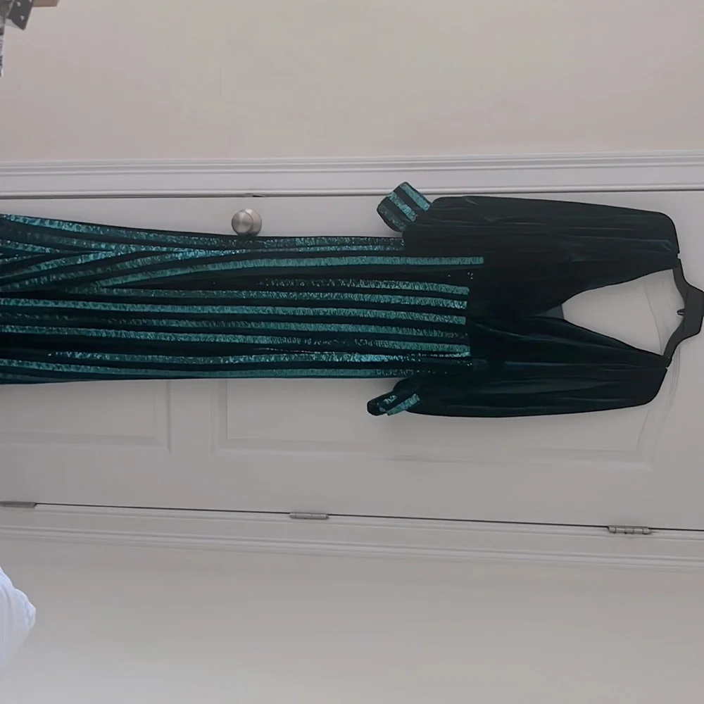 Long turquoise dress - Picture 2 of 2